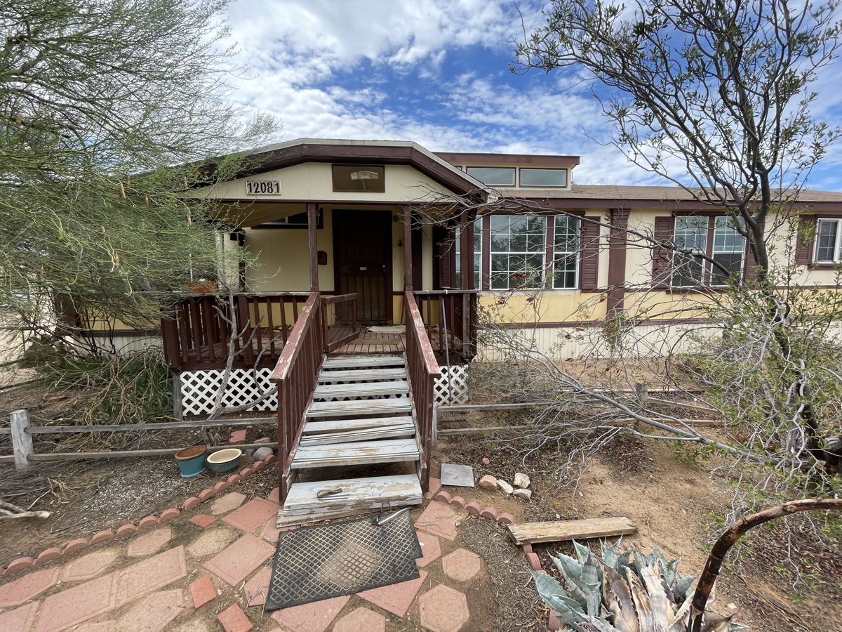 🏡 Spacious Mobile Manufactured Property: 1.023 Acres Priced at $155,000! 🌟