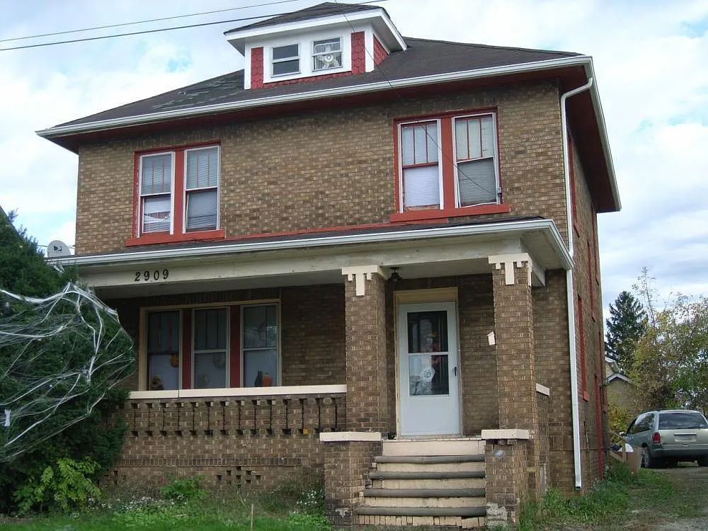 🏡 3Bed/1Bath 🏡 Charming Home on Denver Ave, Lorain, OH! 🌟🌳 take it only for 135K ✅