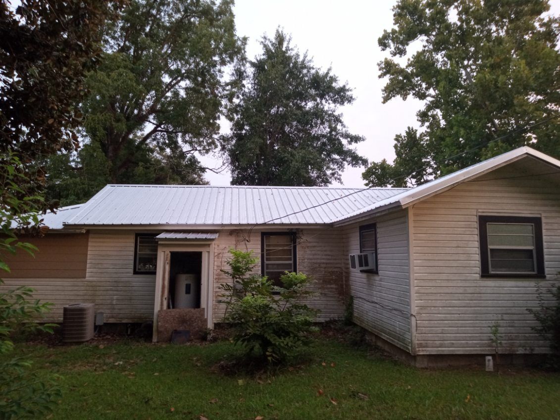 🏡 Fix & Flip Opportunity - Sneads, FL 32460 🏡
