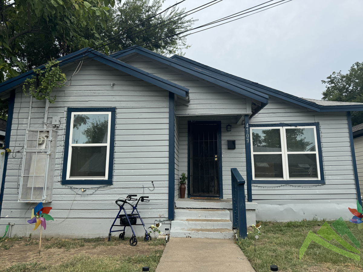 🔥 Prime Dallas Investment 3 Bedroom Home with Tremendous Potential 🔥