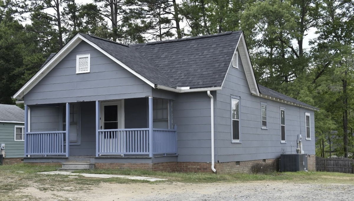 🔥True Cosmetic Flip Near Downtown Kannapolis!