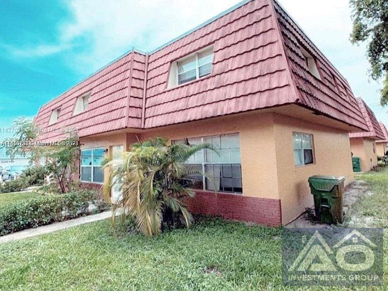 2 bed 1 bath condo in Broward County! 155k worth 230k