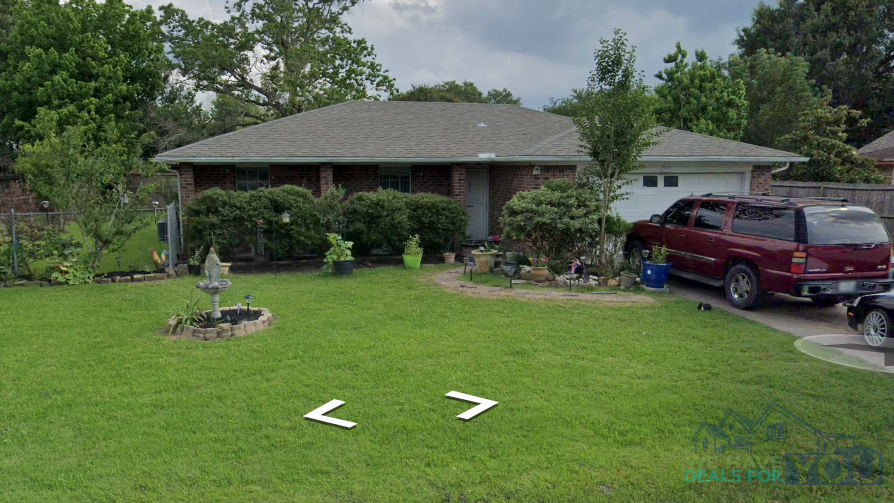 GREAT FOR RENTING in Highlands, TX 77562