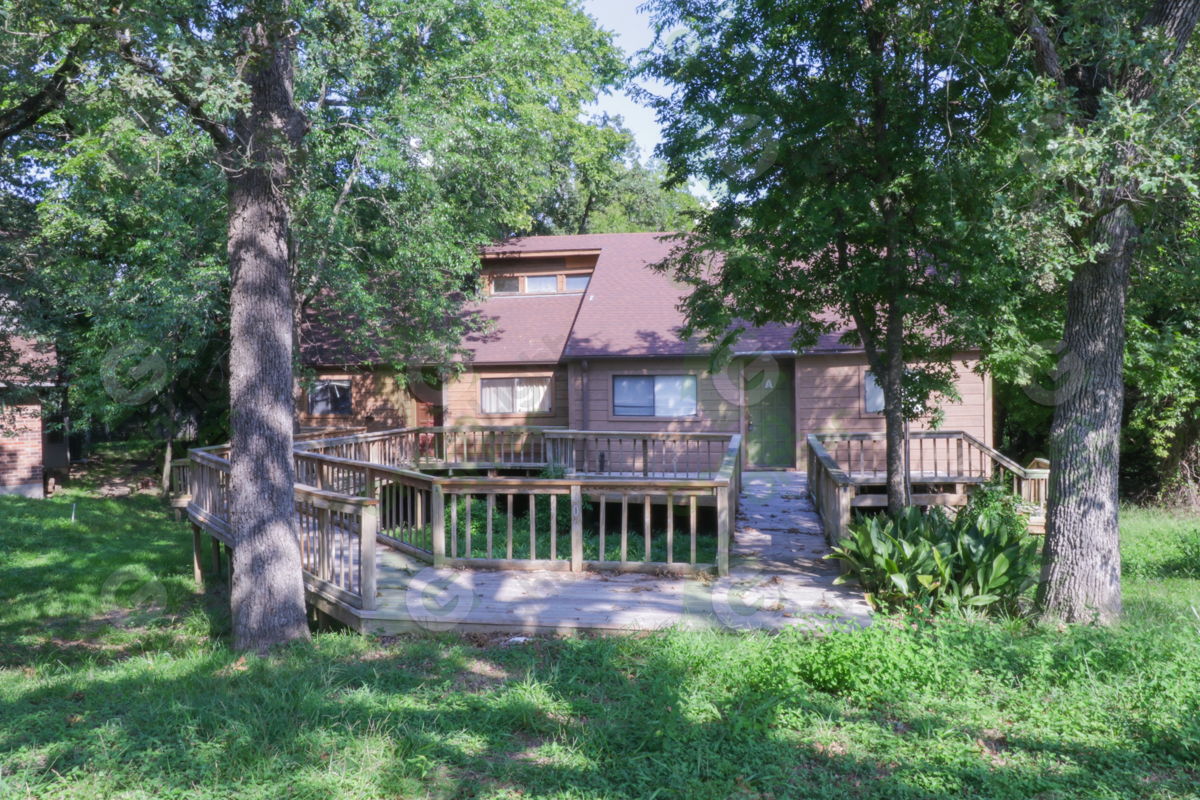 🌟 NEW! Duplex Near A&M University! 💰 Cash Flowing Opportunity! 🔥 HOT!
