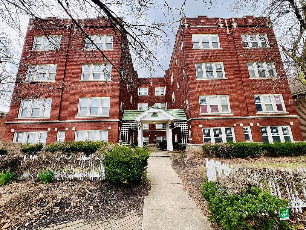 🏡 28Bed/14Bath 🏢 Exceptional Investment Opportunity in Cleveland Heights! 🌟🌳 take it only for 910K ✅