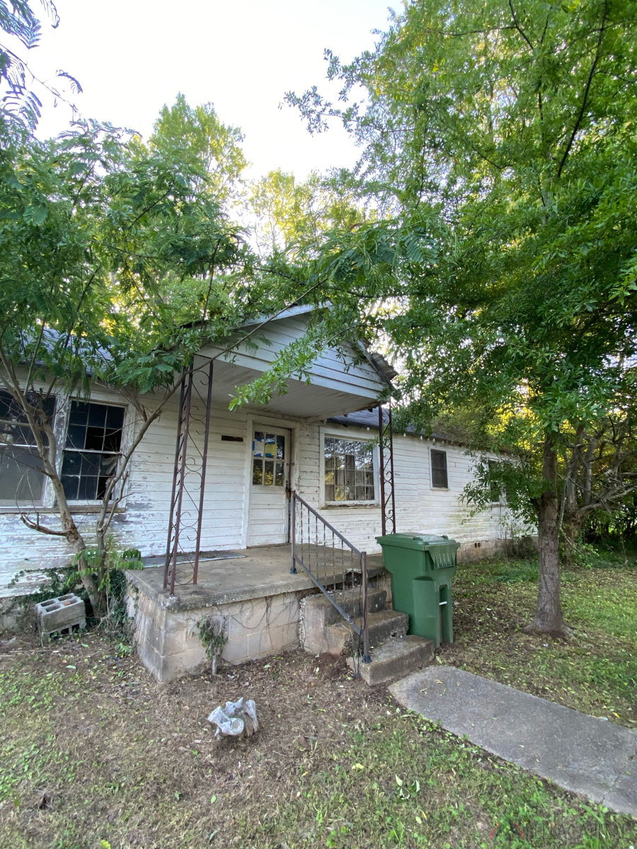 (Huntsville, AL) 🏠Fantastic Fixer-Upper Opportunity in Huntsville, AL!(70K) 💰