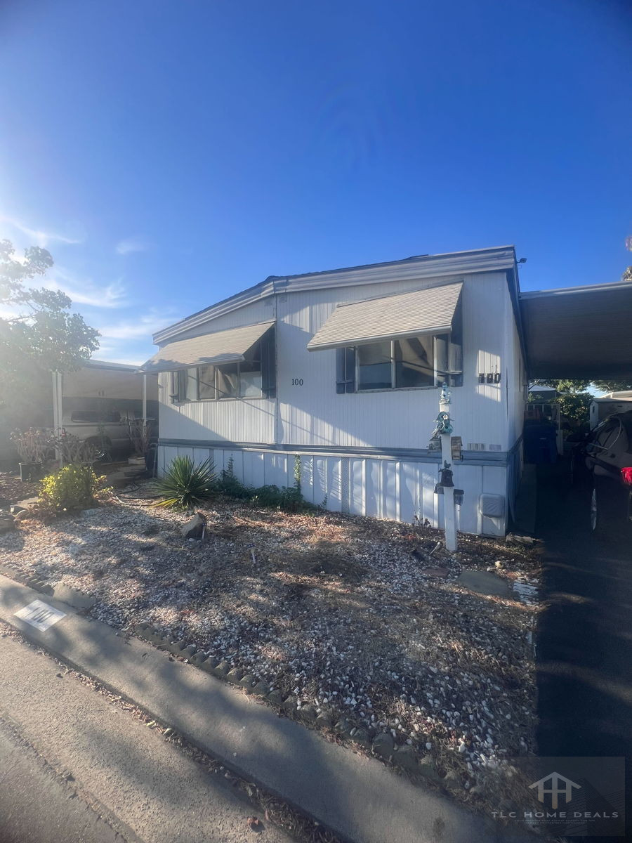 Modesto CA Double Wide Manufactured Home in a 55+ Community