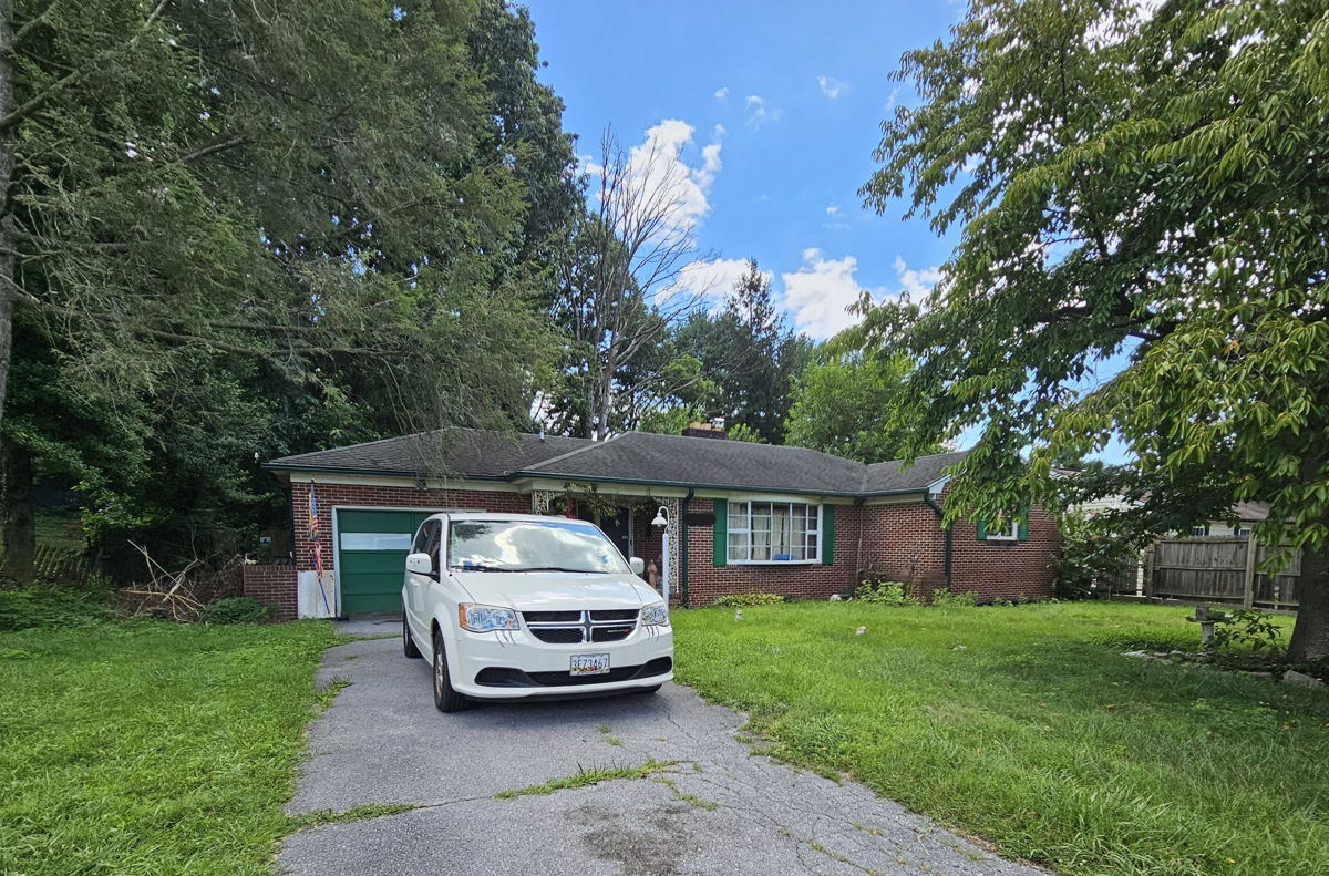 🏠Hagerstown Detached Home Available $203K ARV 324K🌳