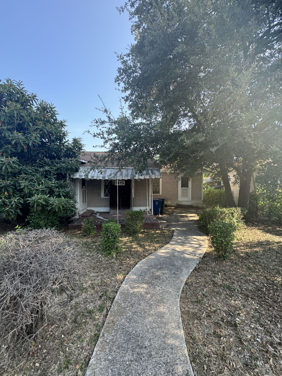 🔥SAN ANTONIO , TEXAS / 2 BED 1 BATH  / ASKING 270K🔥