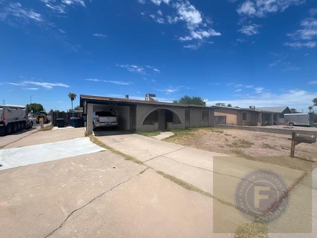 GREAT FIX AND FLIP OR BUY AND HOLD IN MESA