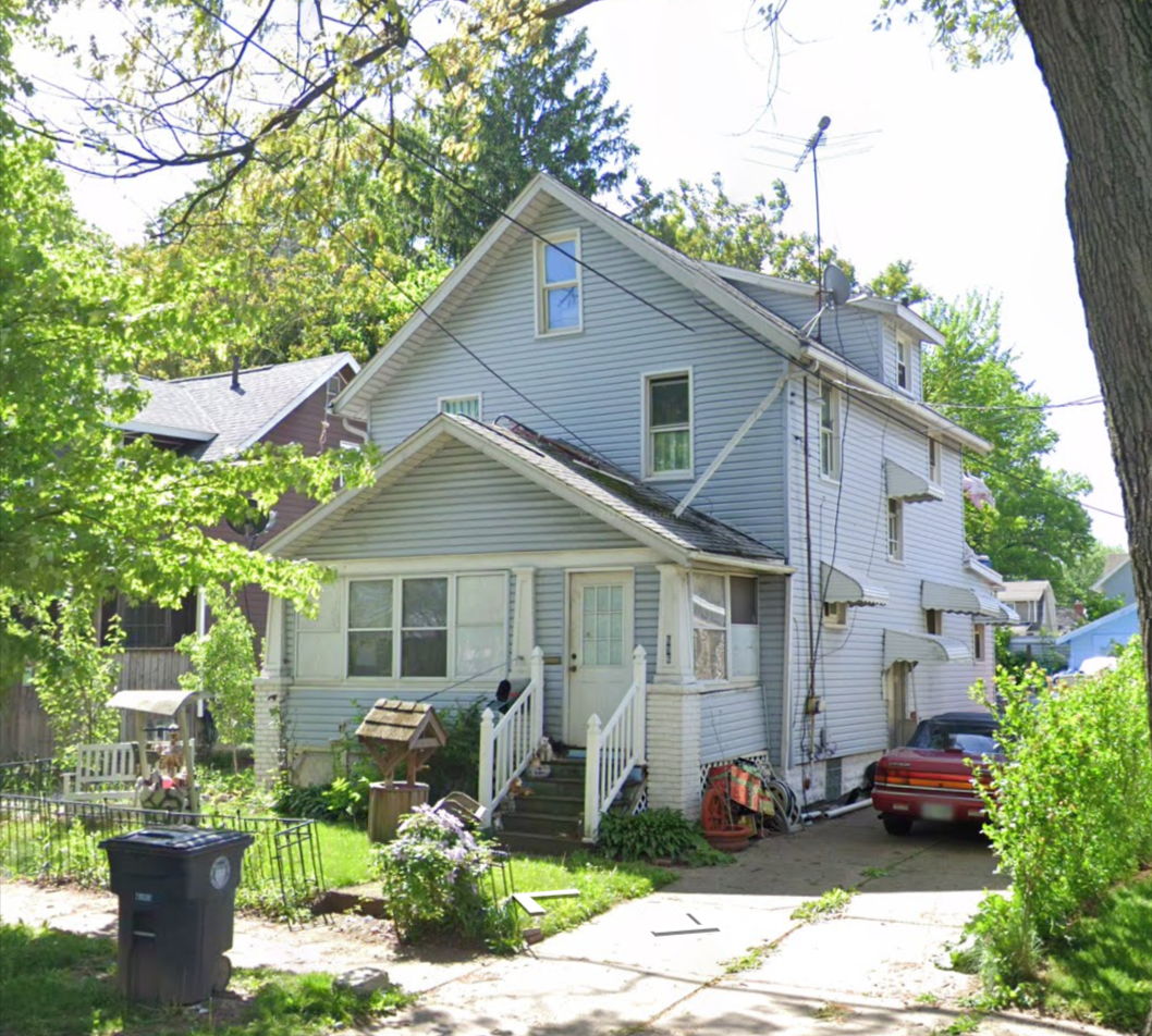 Flip or Rental Opportunity! SFH IN AKRON OH