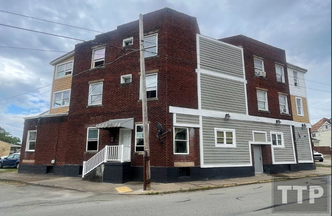 🔥Prime Investment Opportunity:🚨 10-Unit Apartment, Don't miss out🔥