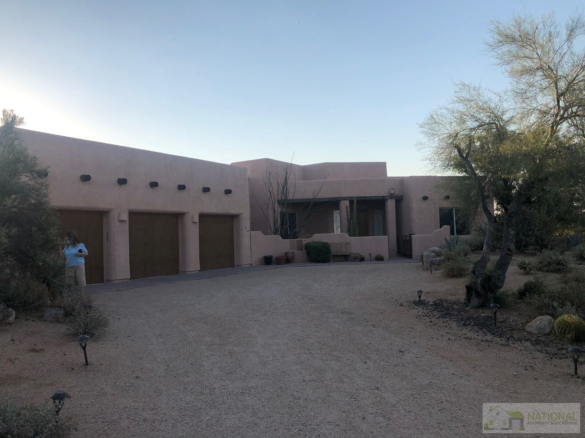 SINCUIDADOS N Scottsdale 4 bed 3.5 bath 3 car 3494 sqft ARV 1.6m+