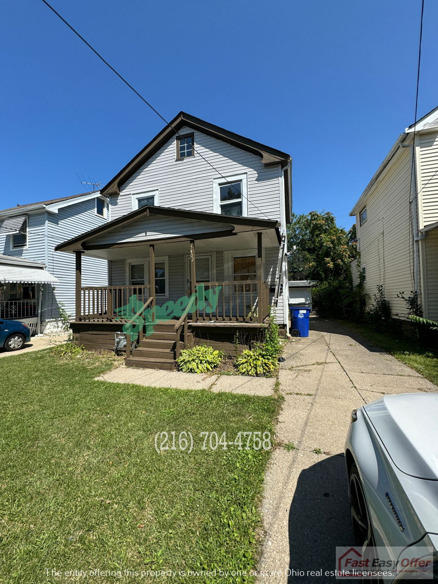 Vacant Single Family Home in Cleveland // 44102 🏠