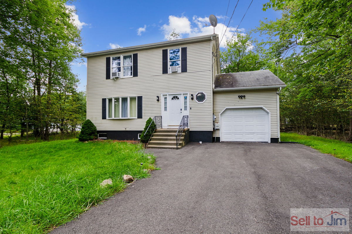 Gated Community - Poconos - Turnkey