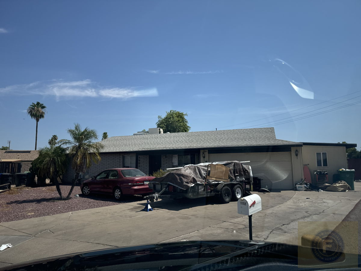 GREAT FIX AND FLIP OR BUY AND HOLD IN MESA