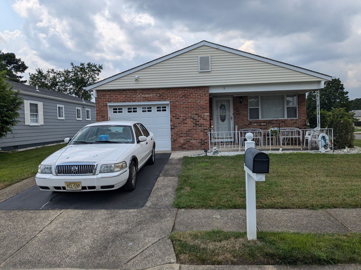 SingleFam: 2bed, 2bath