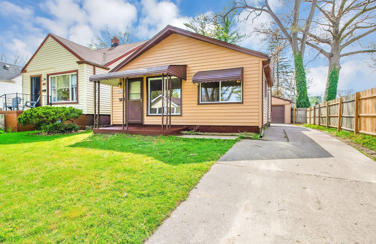 Wayne County MI )🚨 GREAT DEAL!🚨 3 Bed 1 Bath fully renovated single family