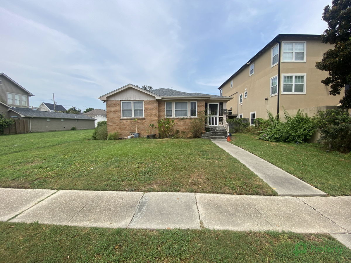 🏠 3🛏️2🛁 in New Orleans with a Brand-New Roof & Water Heater! 🌟