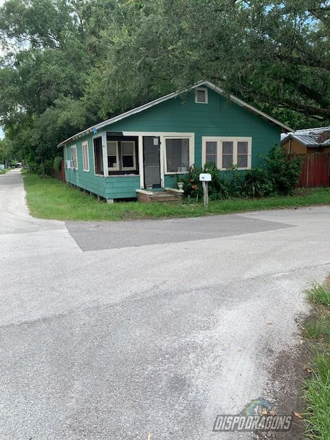 🔥💰 FLIP OR RENT OUT: TAMPA, FL 🏴‍☠️ FIXER CORNER LOT AWAITS 💪🏠