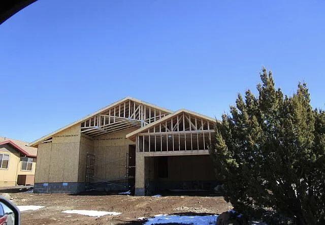 Show Low Home 561 S Rock Ridge Dr, Show Low, AZ 85901