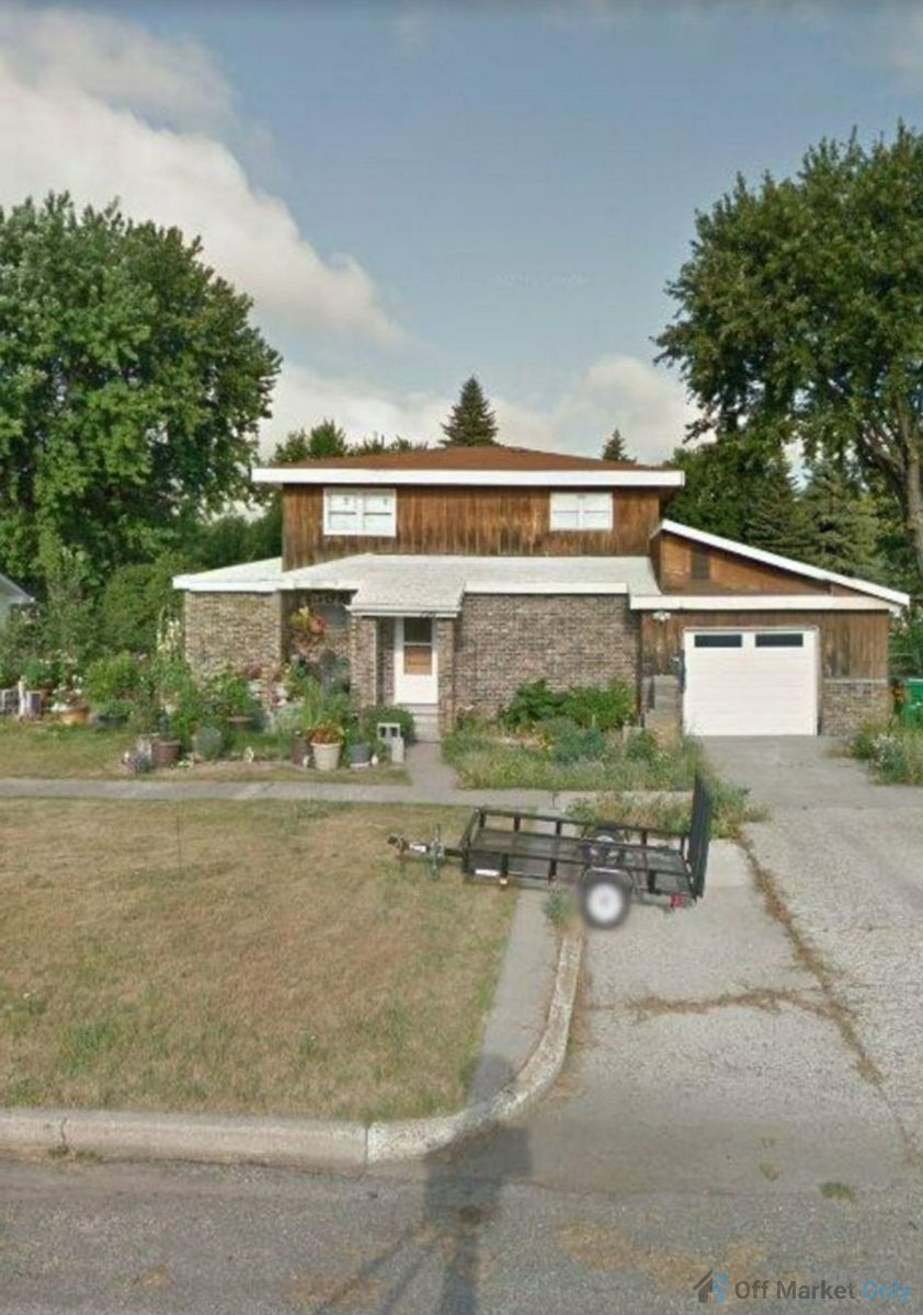 Off-Market Larimore ND Incredible Deal! Worth $275k+