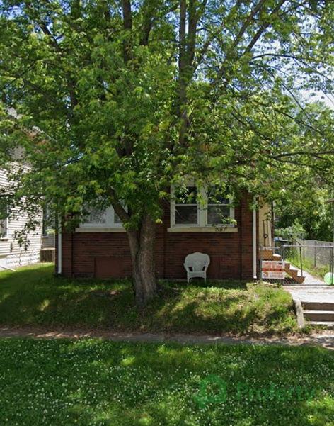 🏡Discounted SFR in well developed quite neighborhood in Waterloo 🌄 needing a Full Rehab 🛠️after Fire Damage, Check video link