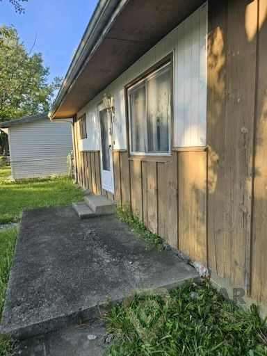 1 OF 3 NEAR RENT READY PROPERTY IN MUNICE FOR A STEAL