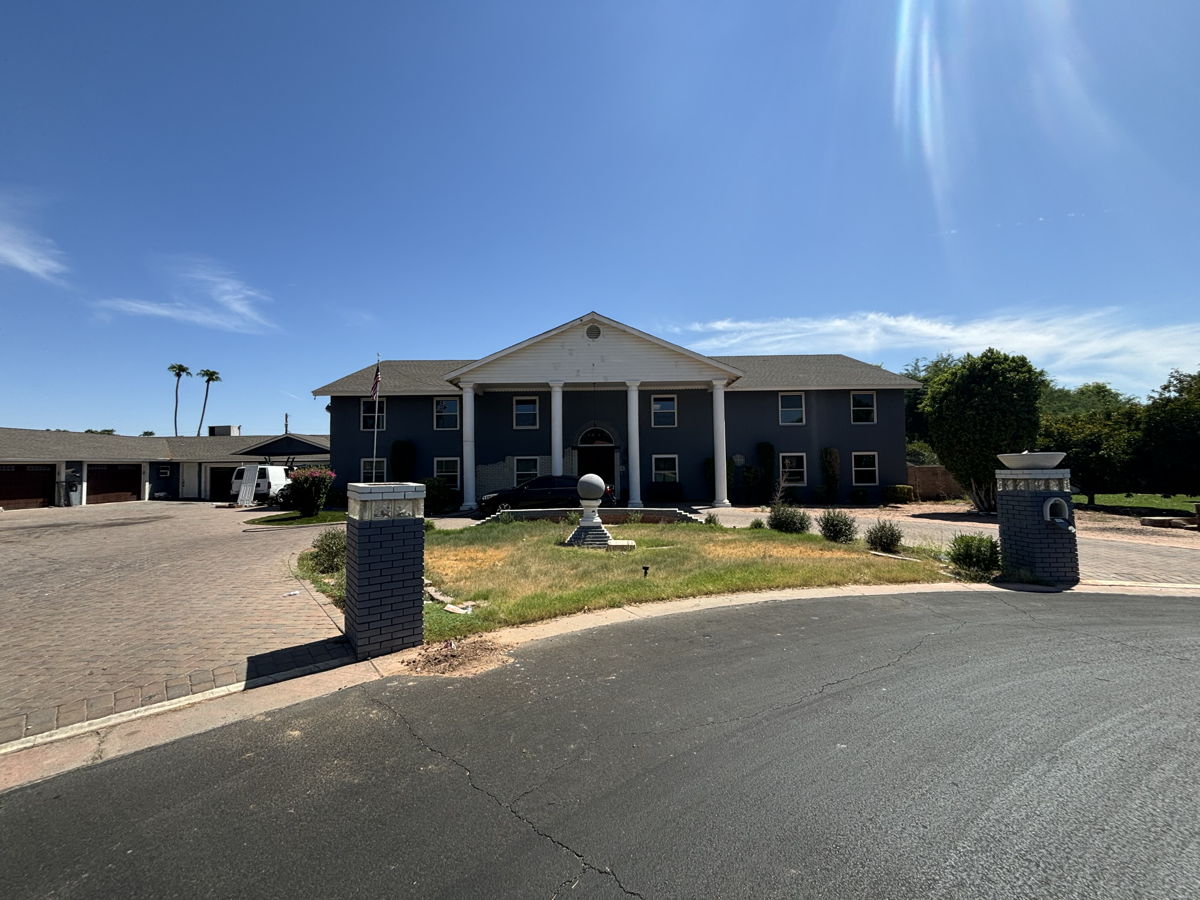 Mesa Home 2549 E Florian Cir, Mesa, AZ 85204
