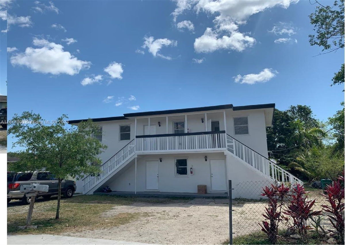 Off Market 4 plex in Homestead $725,000
