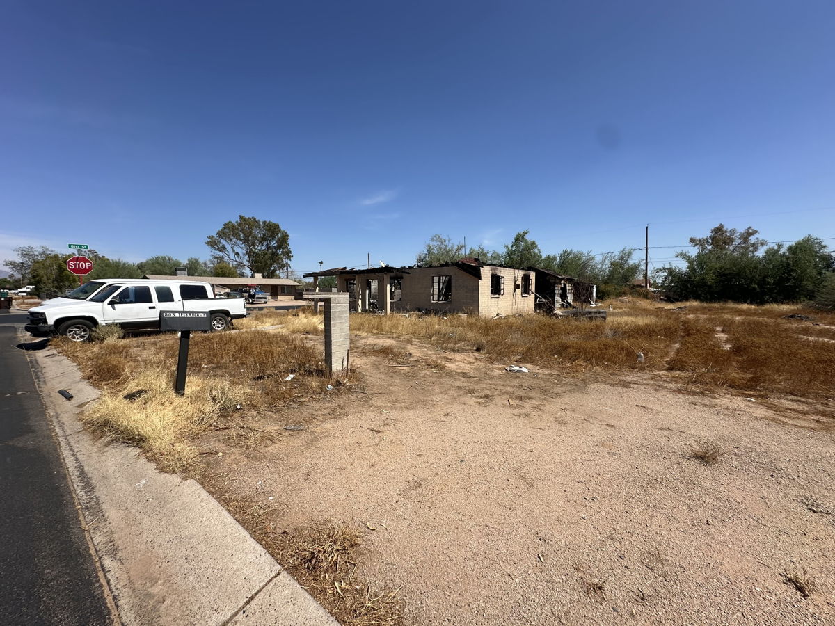 Mesa Home 8039 E 3rd Ave Mesa, Az 85208