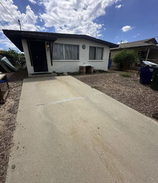 ✨ Hot Deal! 3/2 SFR in Tucson, AZ 85705 for just $195,000 📉