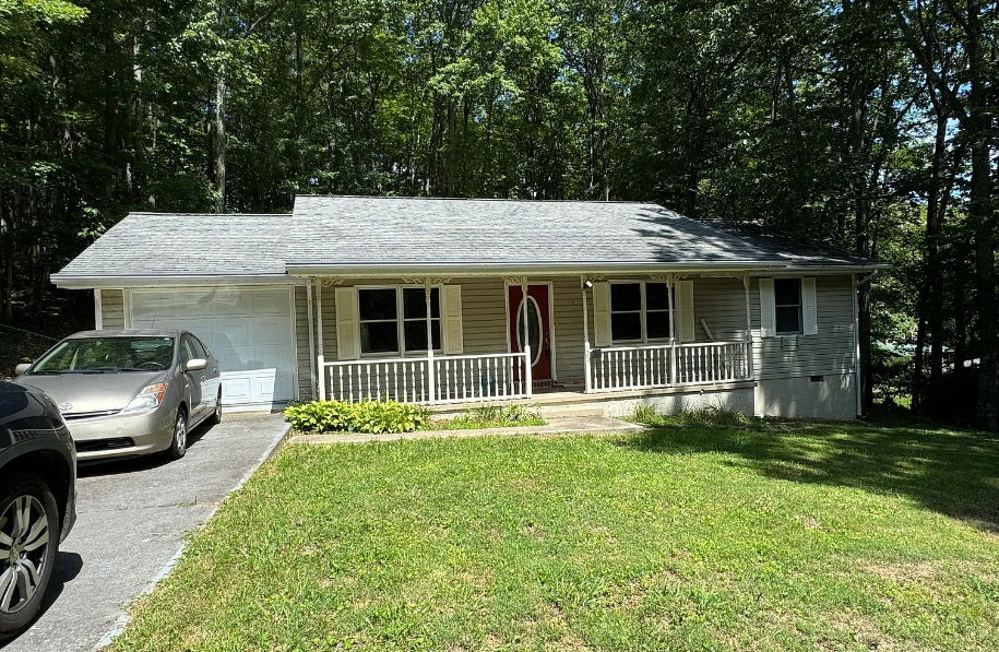 FIX & FLIP IN THE MOUNTAINS (2b/2ba, Big Stone Gap, VA)