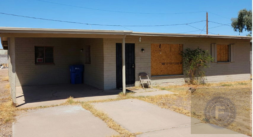 GREAT FIX AND FLIP OR BUY AND HOLD PHOENIX AZ 85040