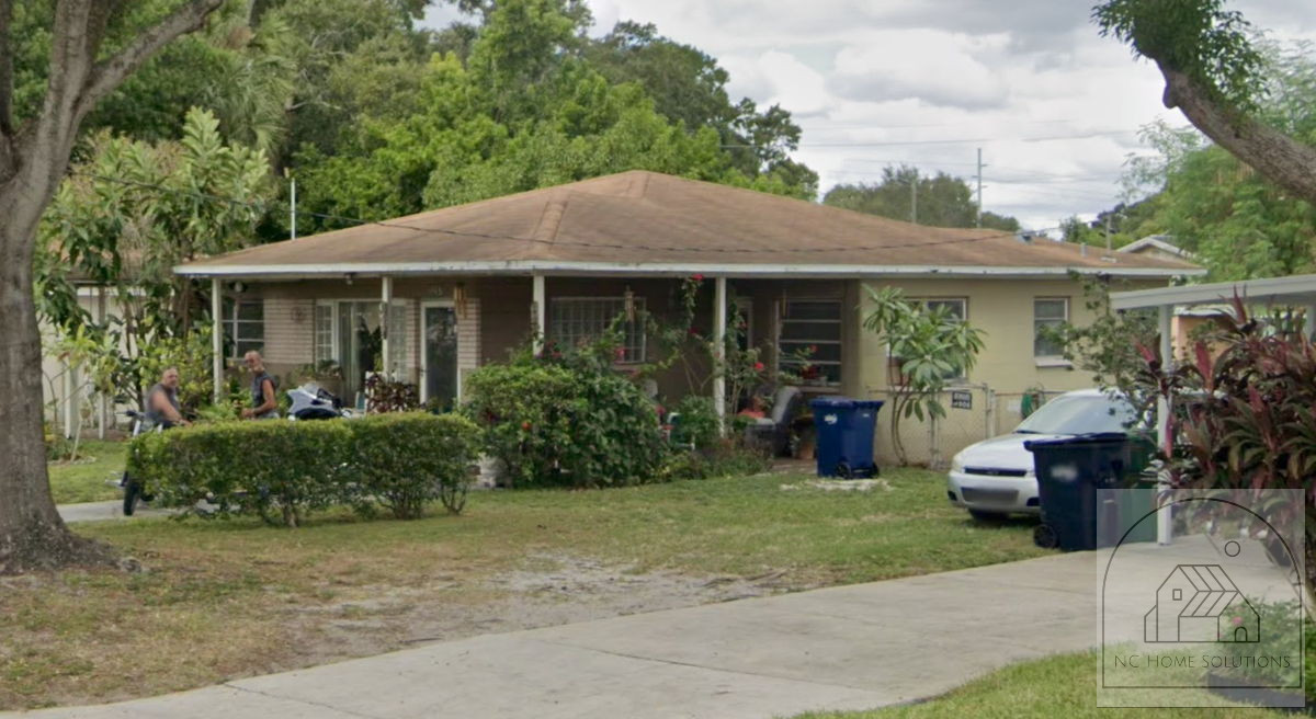 🚪 Perfect Flip! 2/1 Home Near Major Tampa Hotspots! 🎯