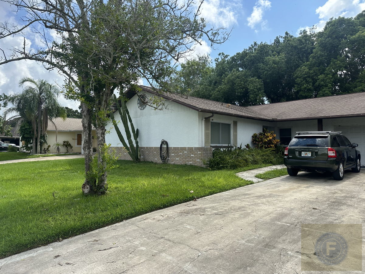 GREAT FIX AND FLIP OR BUY AND HOLD IN DUNEDIN FL 34698