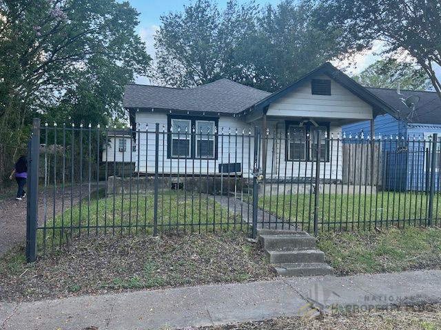 GREAT FLIP OR RENTAL IN HOUSTON!!!