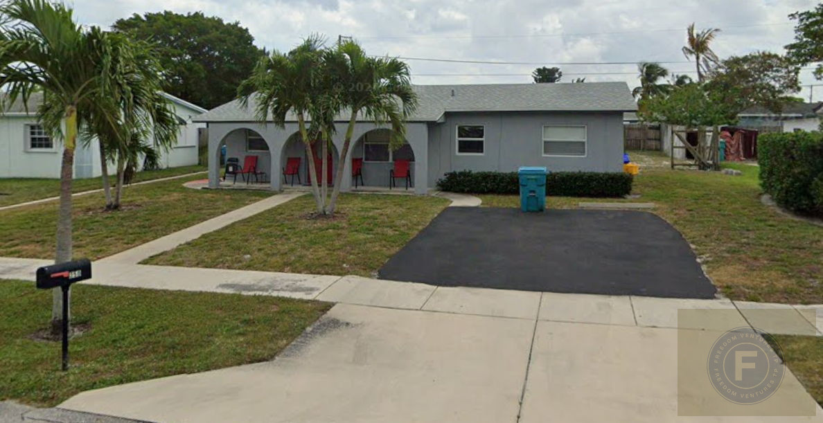GREAT FIX AND FLIP OR BUY AND HOLD BOYNTON BEACH FL 33435