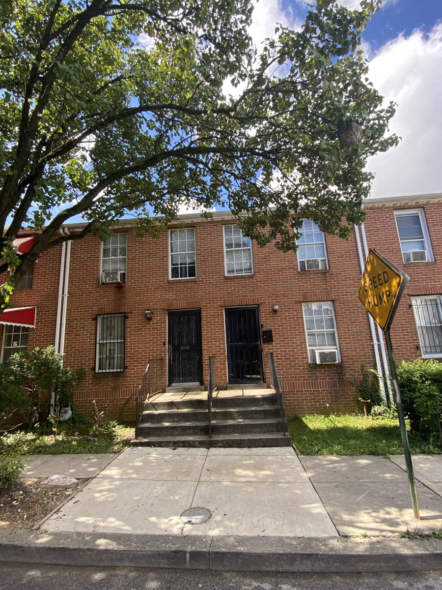 Balto 1989 Row/Townhouse 21218 (NOT IN MLS) - For Investors Only