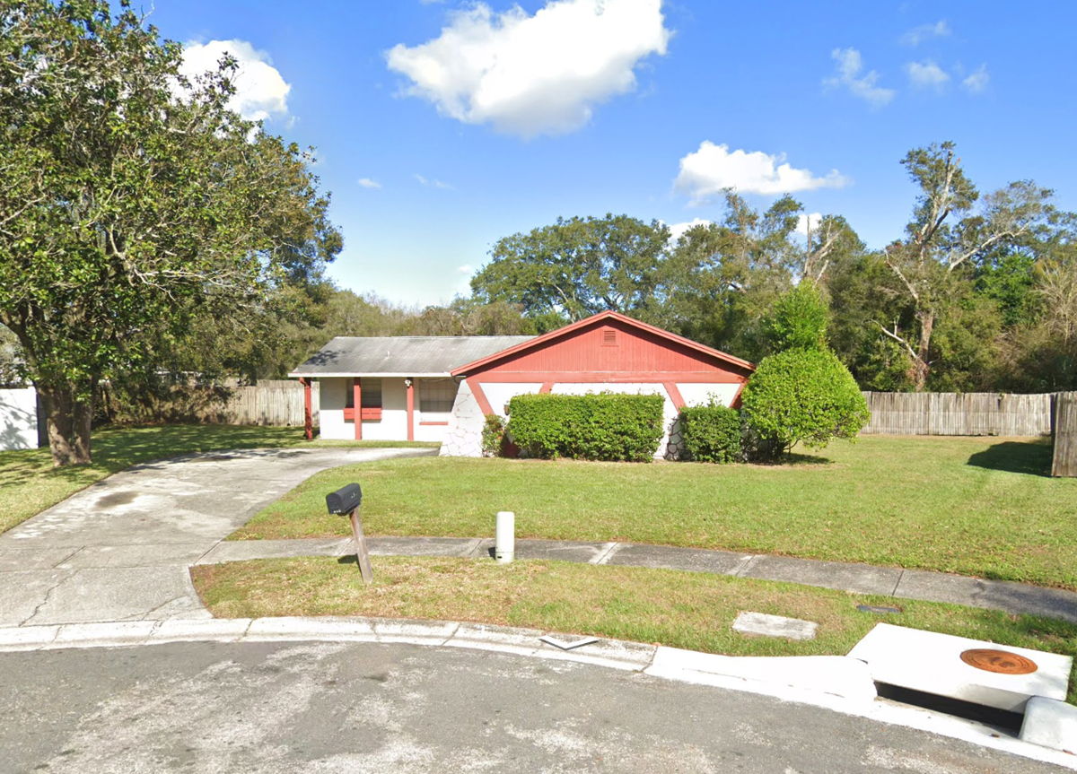 Quick fix and flip opportunity in Brandon, FL