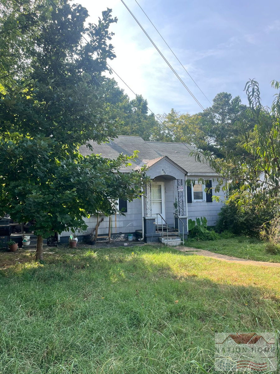 (Montgomery County) BUY AND HOLD Clarksville, TN, 37040