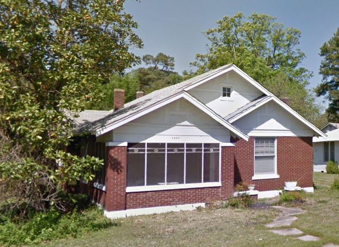Unlock the Potential! Charming Fixer-Upper in Pine Bluff, AR