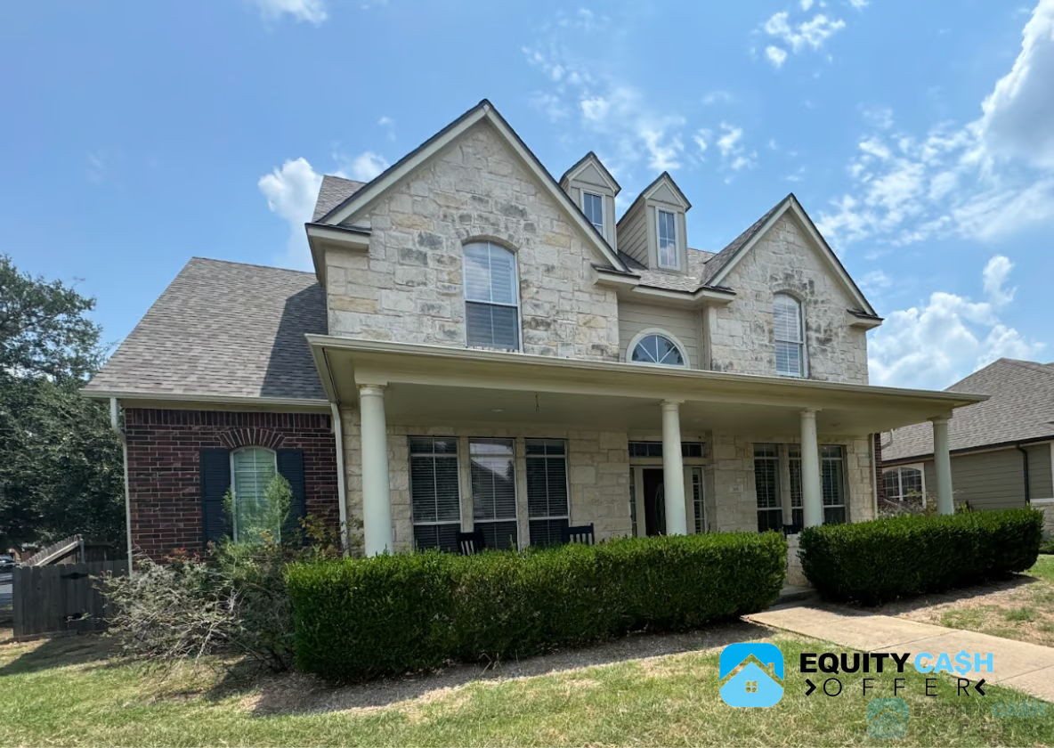 4/4 | Single family | Corner Lot | Open floor plan | Asking $415,000