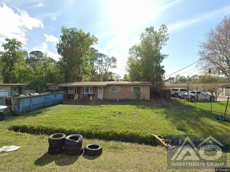5 bed/ 2 baths in Jacksonville 279k