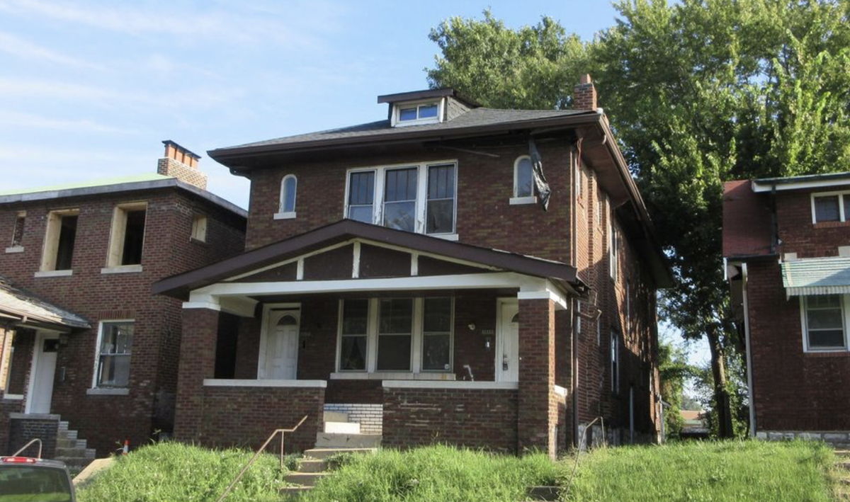 🏡 Charming Property on Winnebago St, Saint Louis, MO 63116 – Your Next Great Investment! 💼