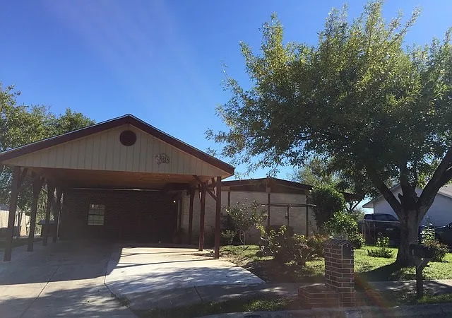 ⭐🔥 Fix & Flip or Buy and Hold in San Antonio, TX! 🏠💰