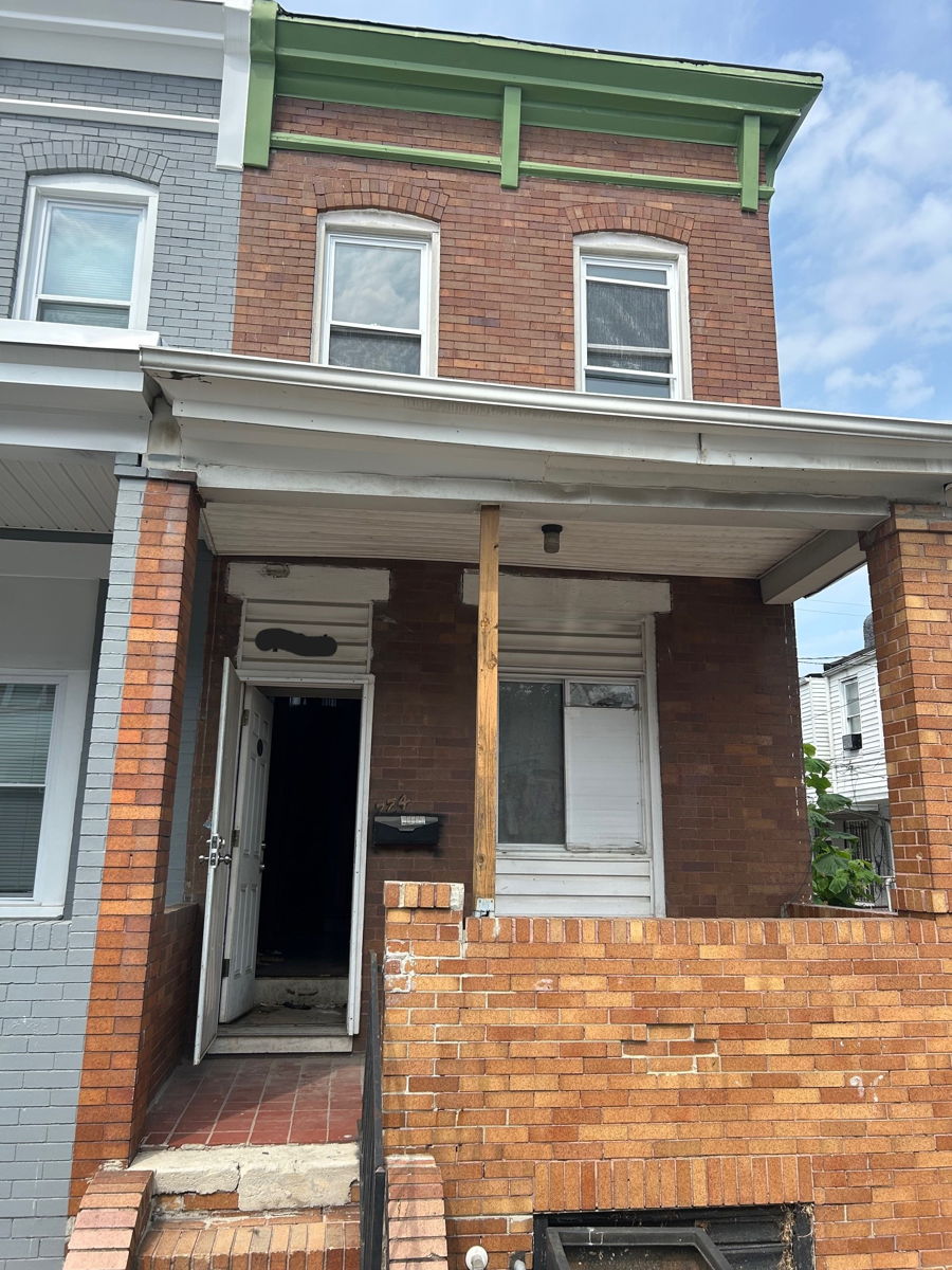 🏘️ Two Houses in 21205 Next Door To One Another! 90k Each🍃