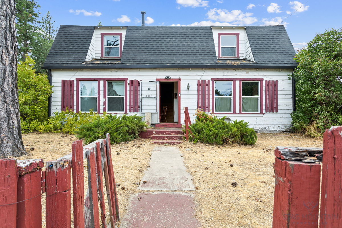 🔥 Quincy CA Single Family Home w/ 5BR 🔥