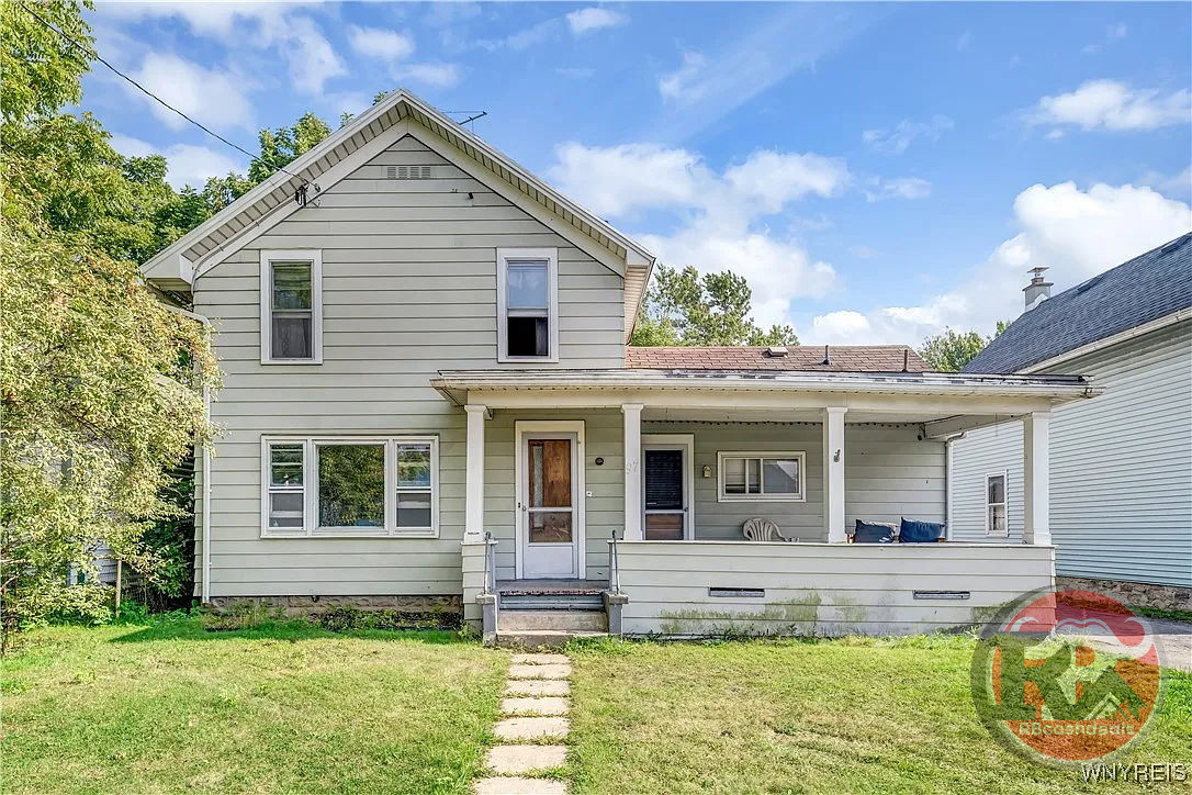 🤑 Fixer Upper in North Tonawanda: Endless Potential 🏡