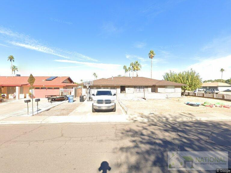 1164 East Westchester Drive